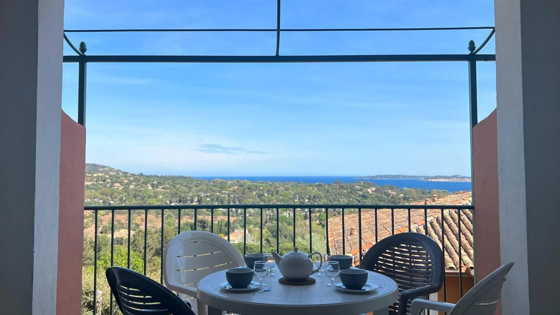 Apartment Apparemment Vue Mer - 6 Personnes - Golfe De Saint Tropez Grimaud